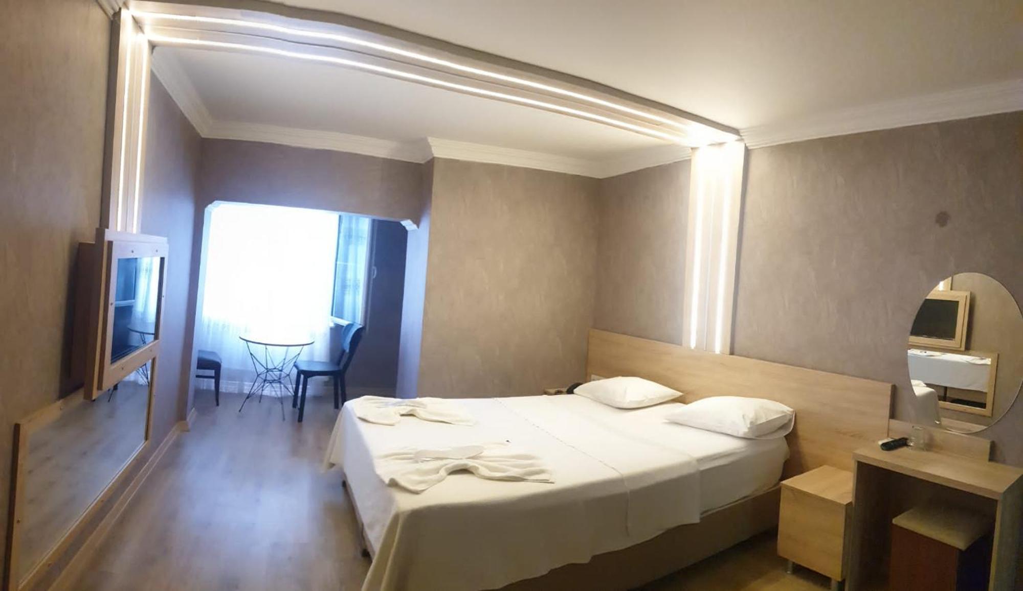 City Light Otel Istanbulská provincie Exteriér fotografie
